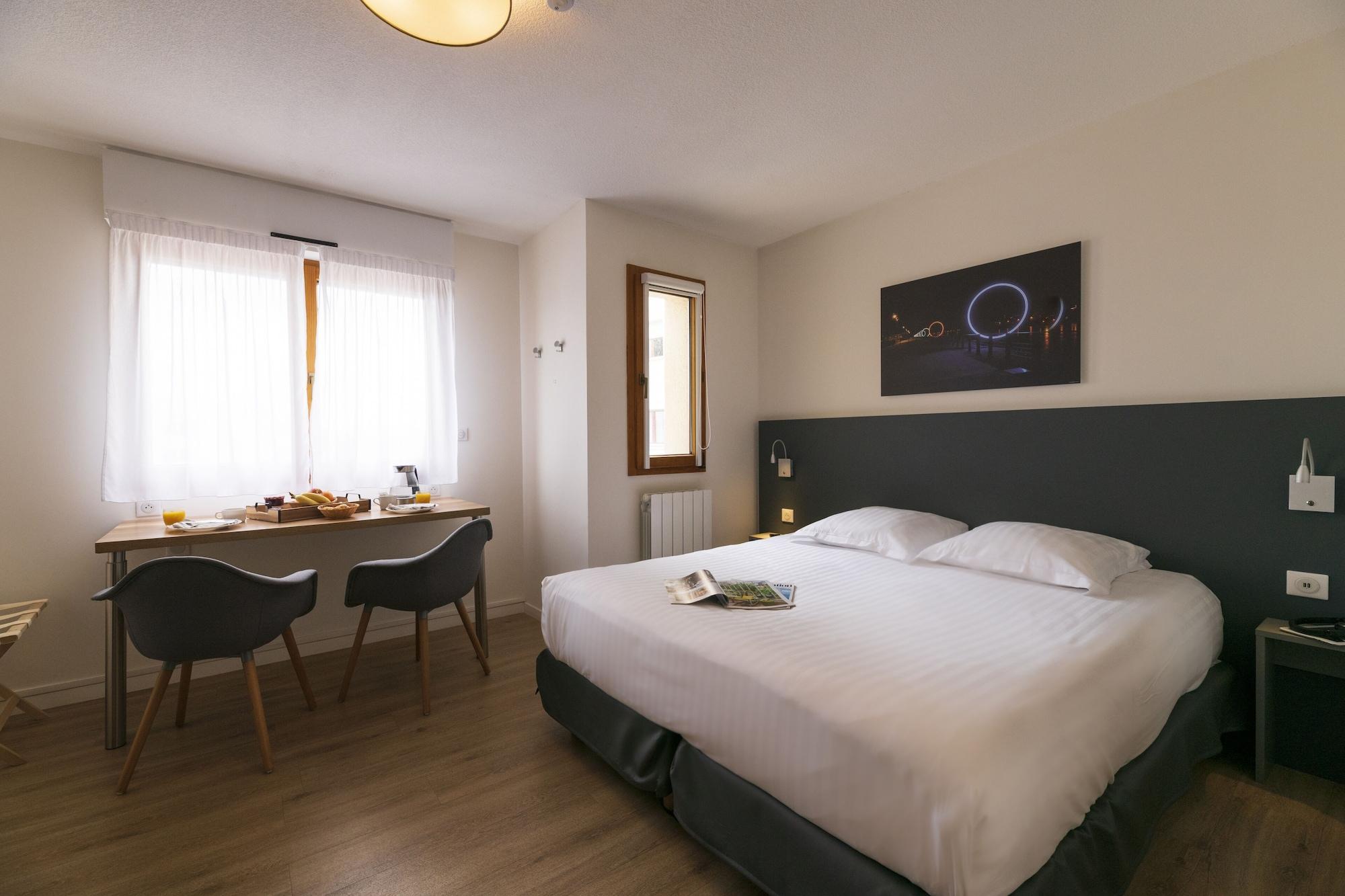 Cerise Nantes La Beaujoire Aparthotel Exterior photo